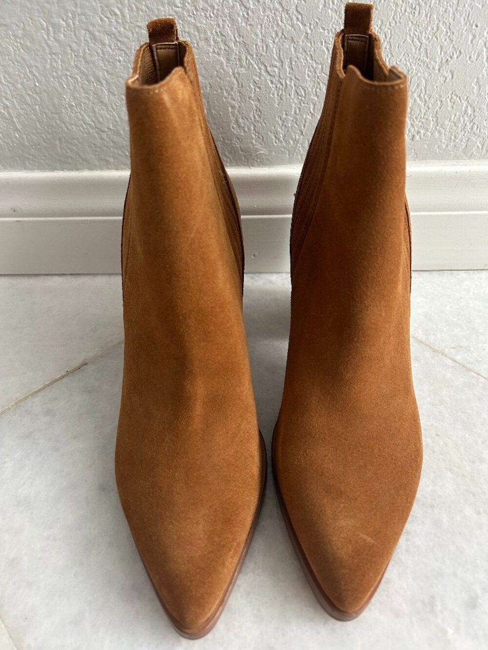 Marc Fisher Suede Ankle Boots (Chelsea Boot) Block Heel Camel 8.5